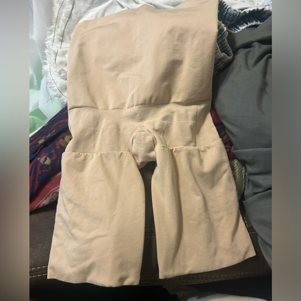 Spanx Medium - image 1